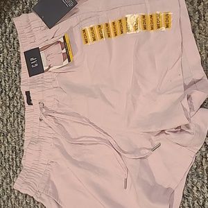 Gap shorts medium pink